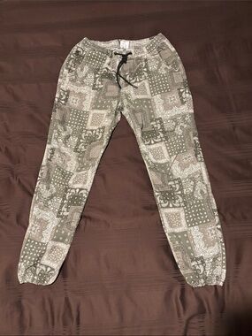 Men's Olive Paisley Patchwork Joggers Sweatpants